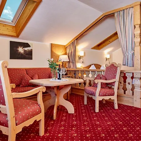 Hotel Franziska 3*
